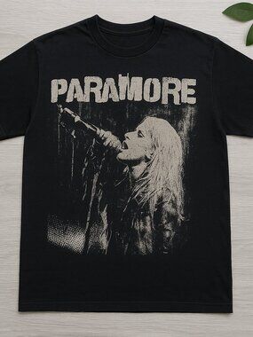Paramore Graphic T-Shirt Black Band Tee Men’s Short Sleeve Gildan
